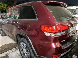 جیپ گراند شیرۆکی